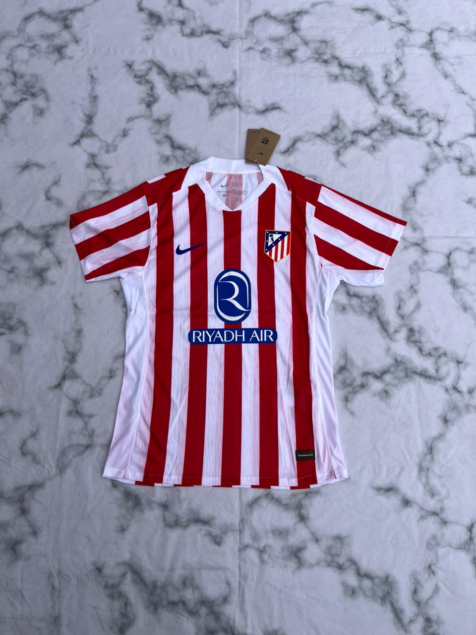 Nueva Camiseta Atlético de Madrid 2026 — foto 1