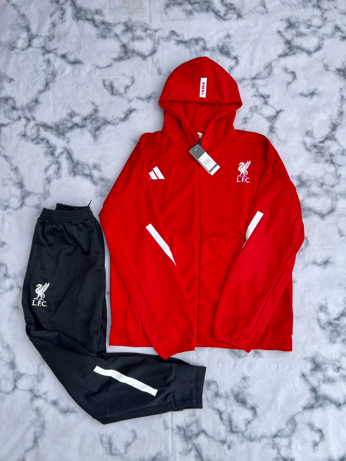 Conjunto Liverpool 🔴⚫ — foto 1