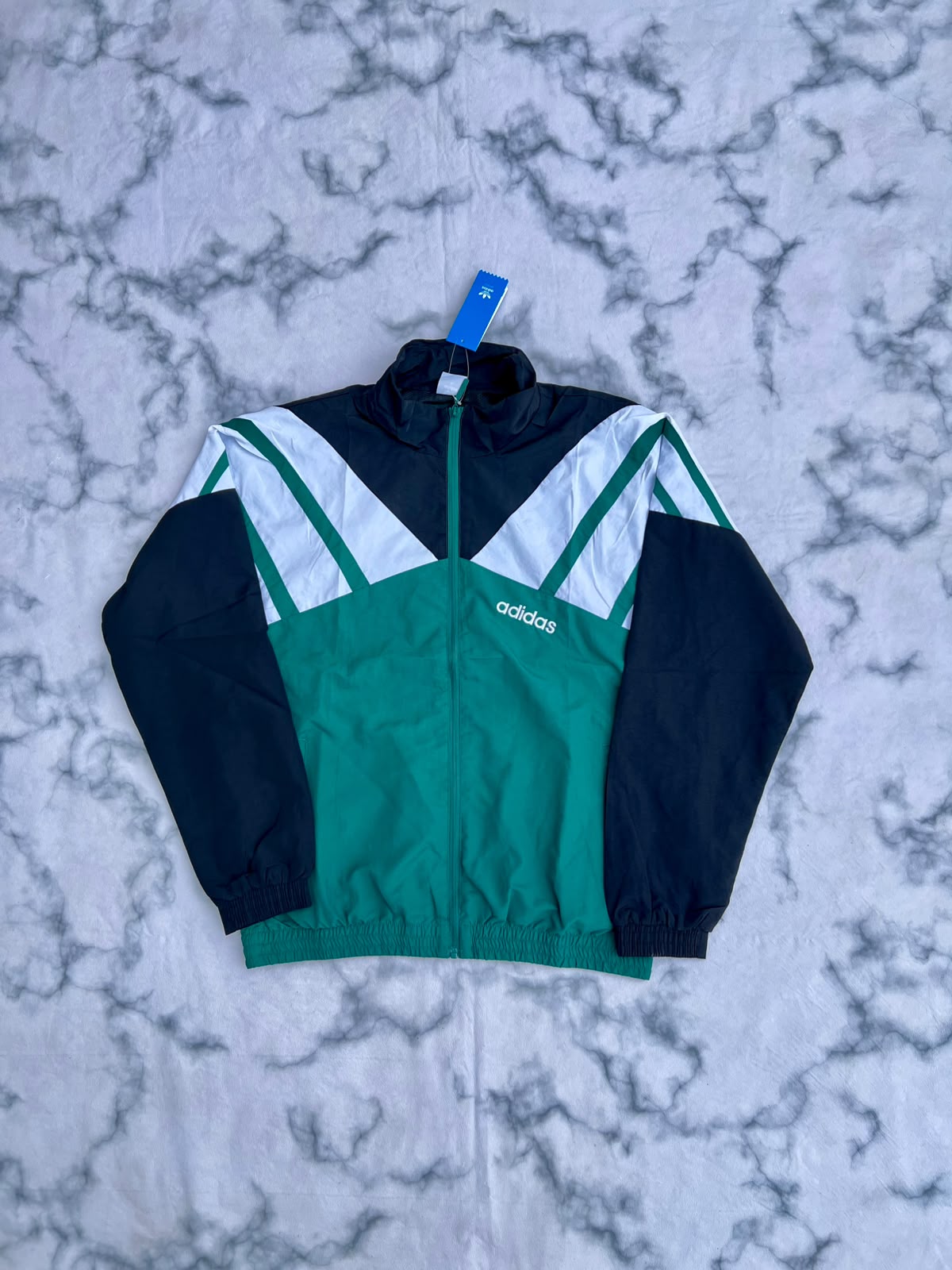 Campera Adidas Retro — foto 1