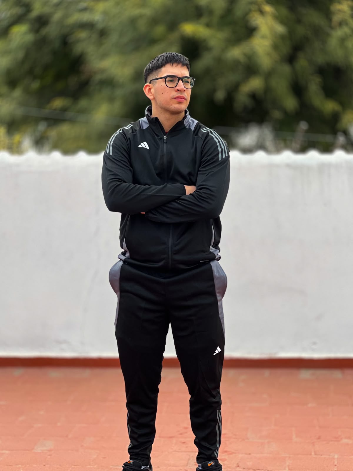 ADIDAS  — foto 2