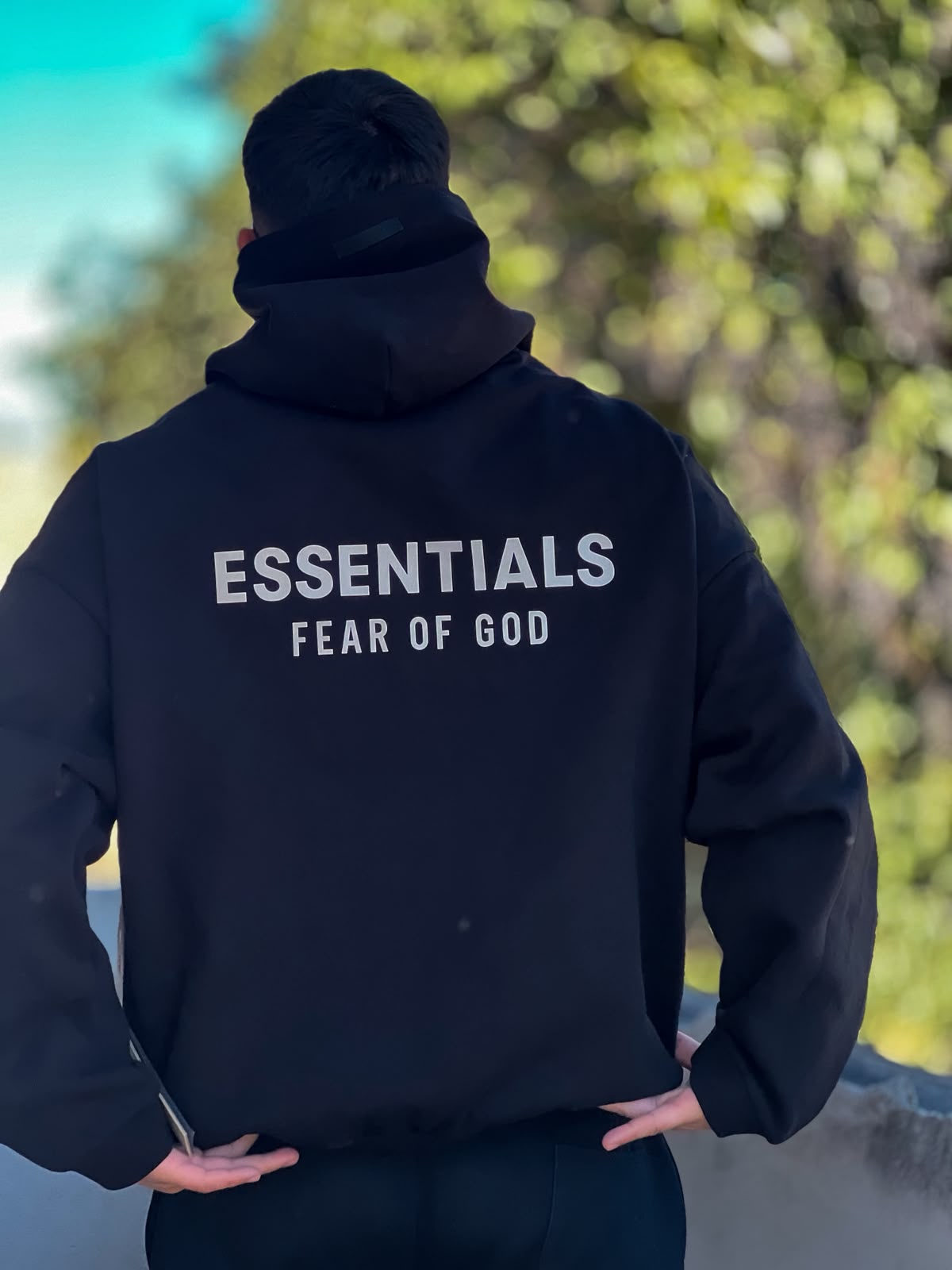 Buzo Essentials — foto 3