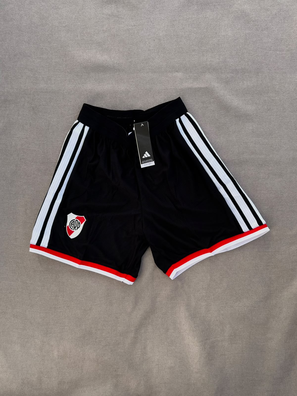 Short River — foto 1