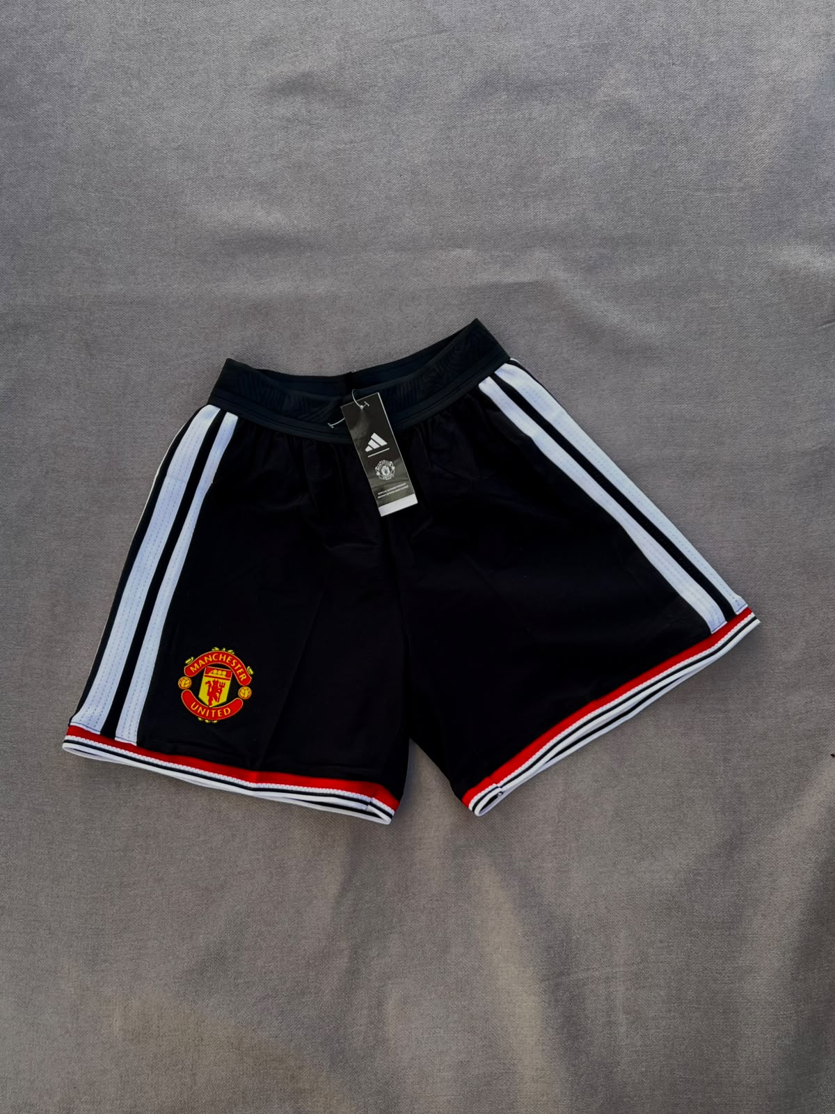 Short Manchester United 2026 — foto 1